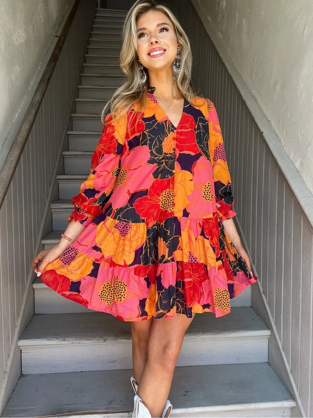 J.‎ Marie cabo v neck long sleeve mini dress floral